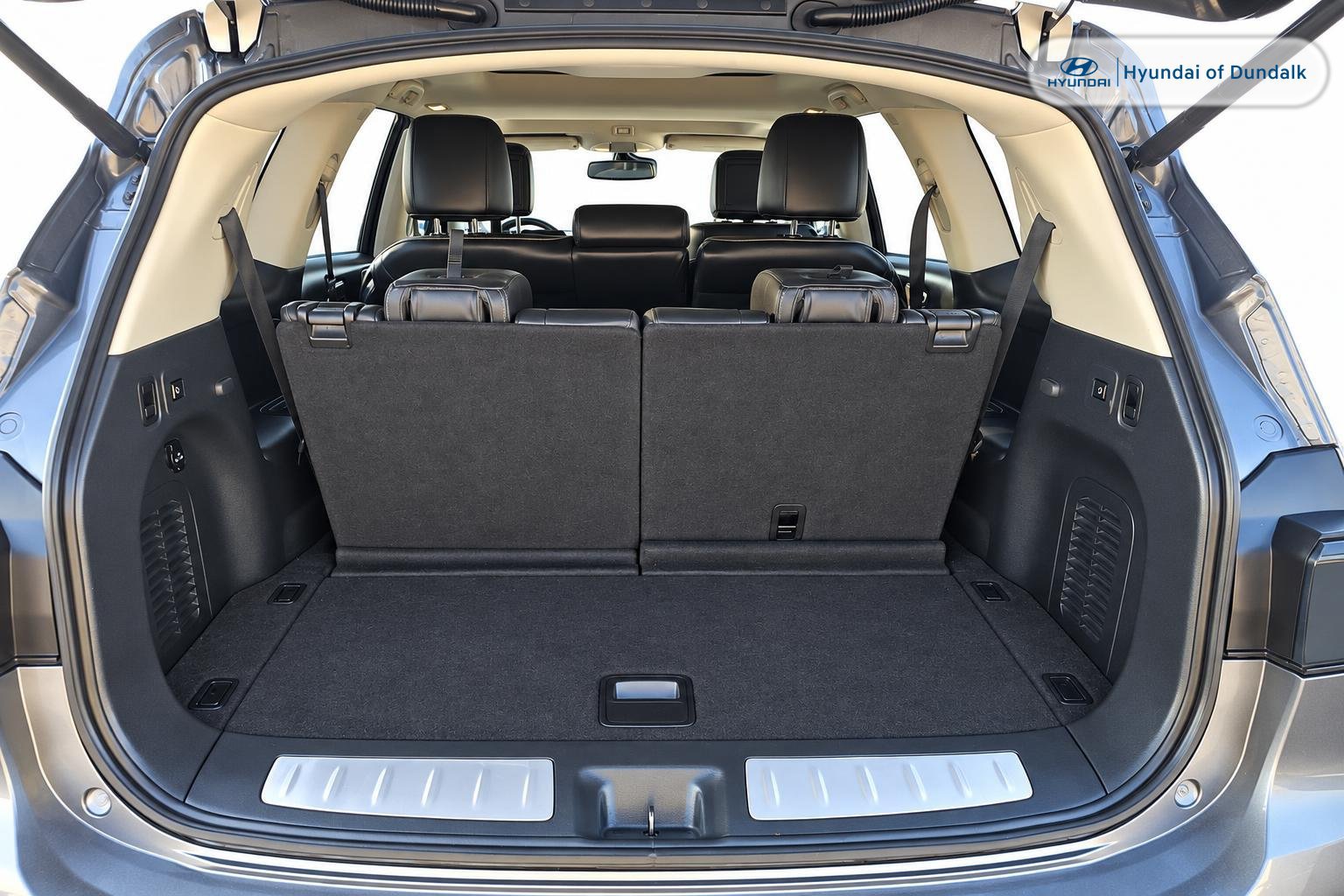 Used 2019 INFINITI QX60 Luxe w/ Sensory Package AWD/4WD image 14