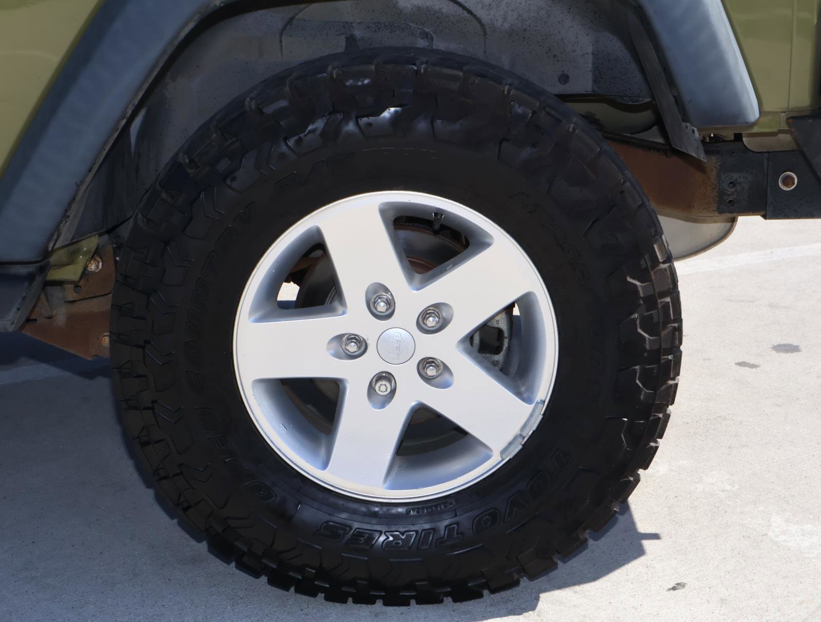 Used 2013 Jeep Wrangler Sport AWD/4WD image 9