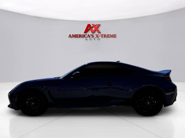 Used 2023 Toyota GR86 Premium image 2