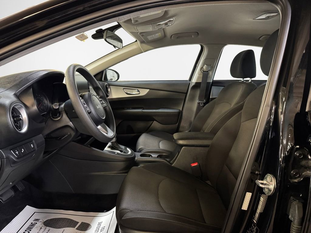 Certified 2023 Kia Forte LXS w/ LXS Technology Package image 12