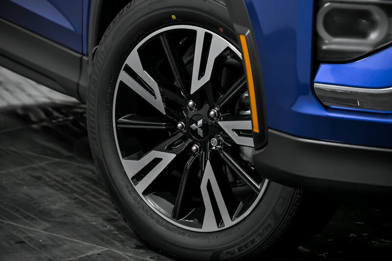 New 2026 Mitsubishi Eclipse Cross SE AWD/4WD image 3