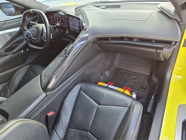 Used 2021 Chevrolet Corvette Stingray Premium Cpe w/ Z51 Performance Package image 21