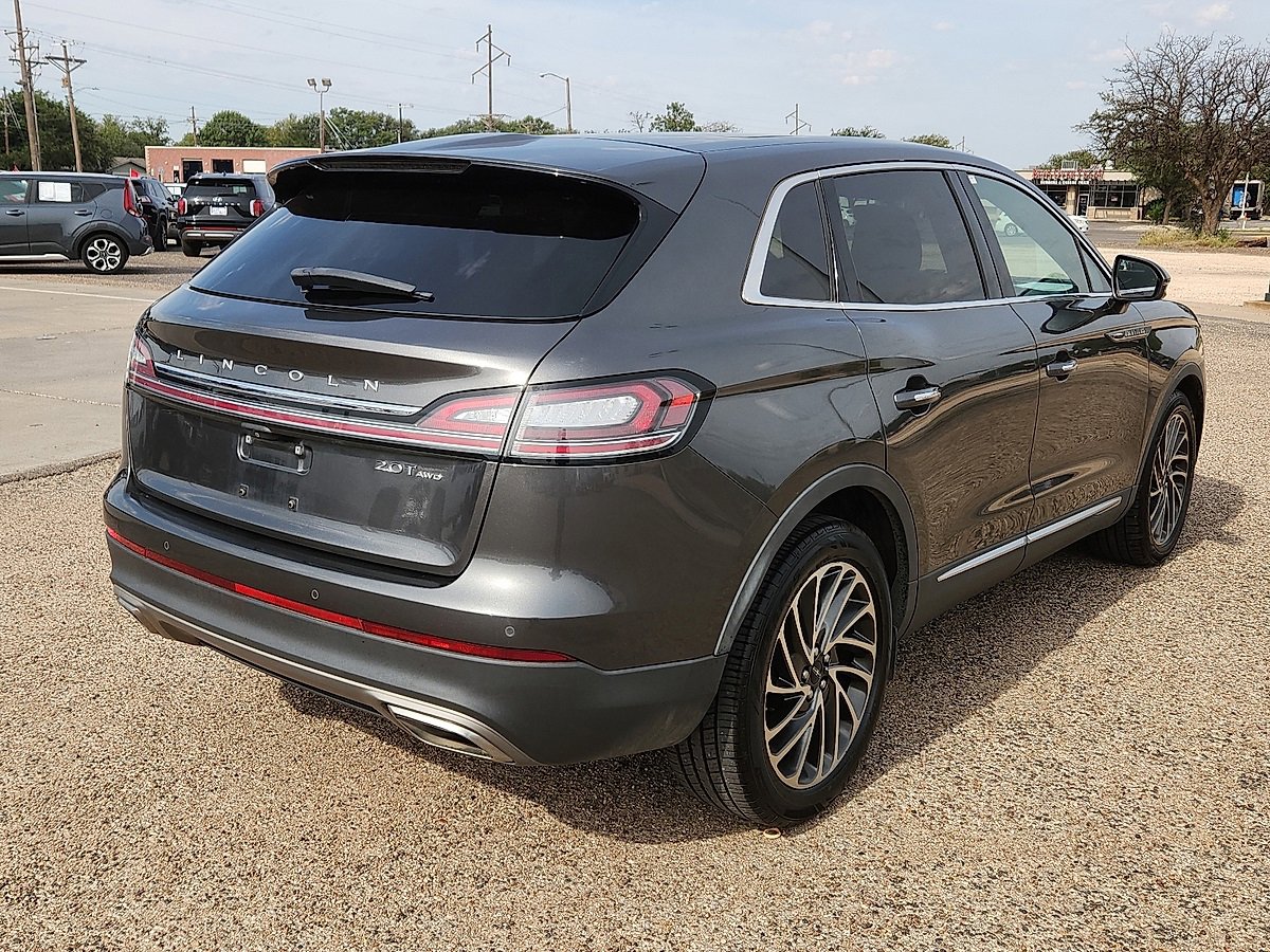 Used 2019 Lincoln Nautilus Reserve image 3