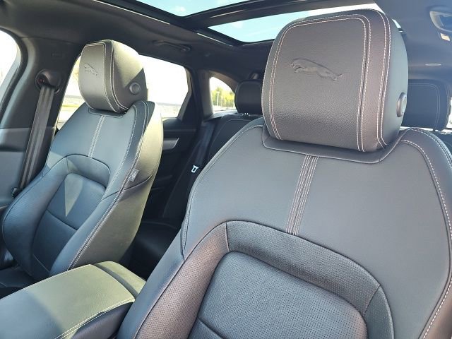 Used 2024 Jaguar F-PACE R-Dynamic S AWD/4WD image 17