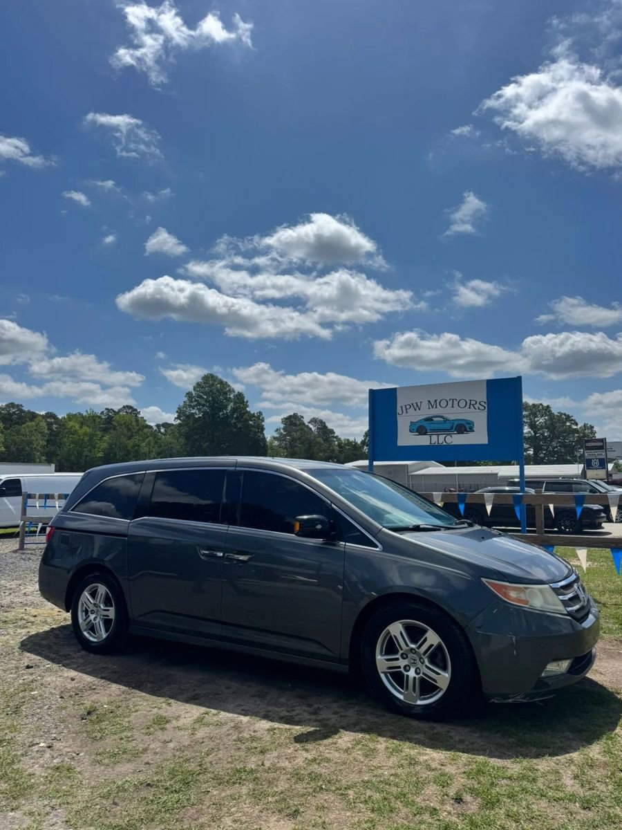 Used 2012 Honda Odyssey Touring image 1