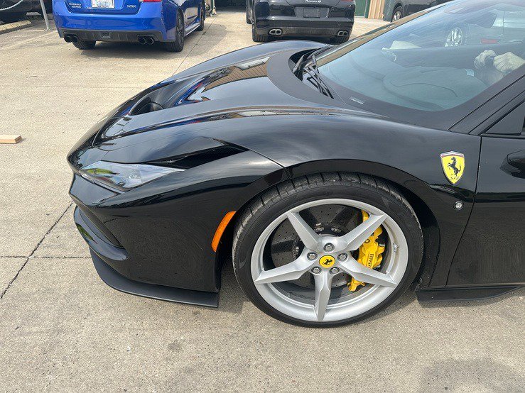 Used 2022 Ferrari F8 Tributo image 16