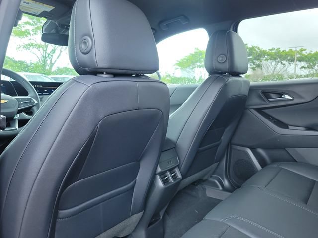 New 2026 Chevrolet Equinox LT w/ Convenience Package II FWD image 7