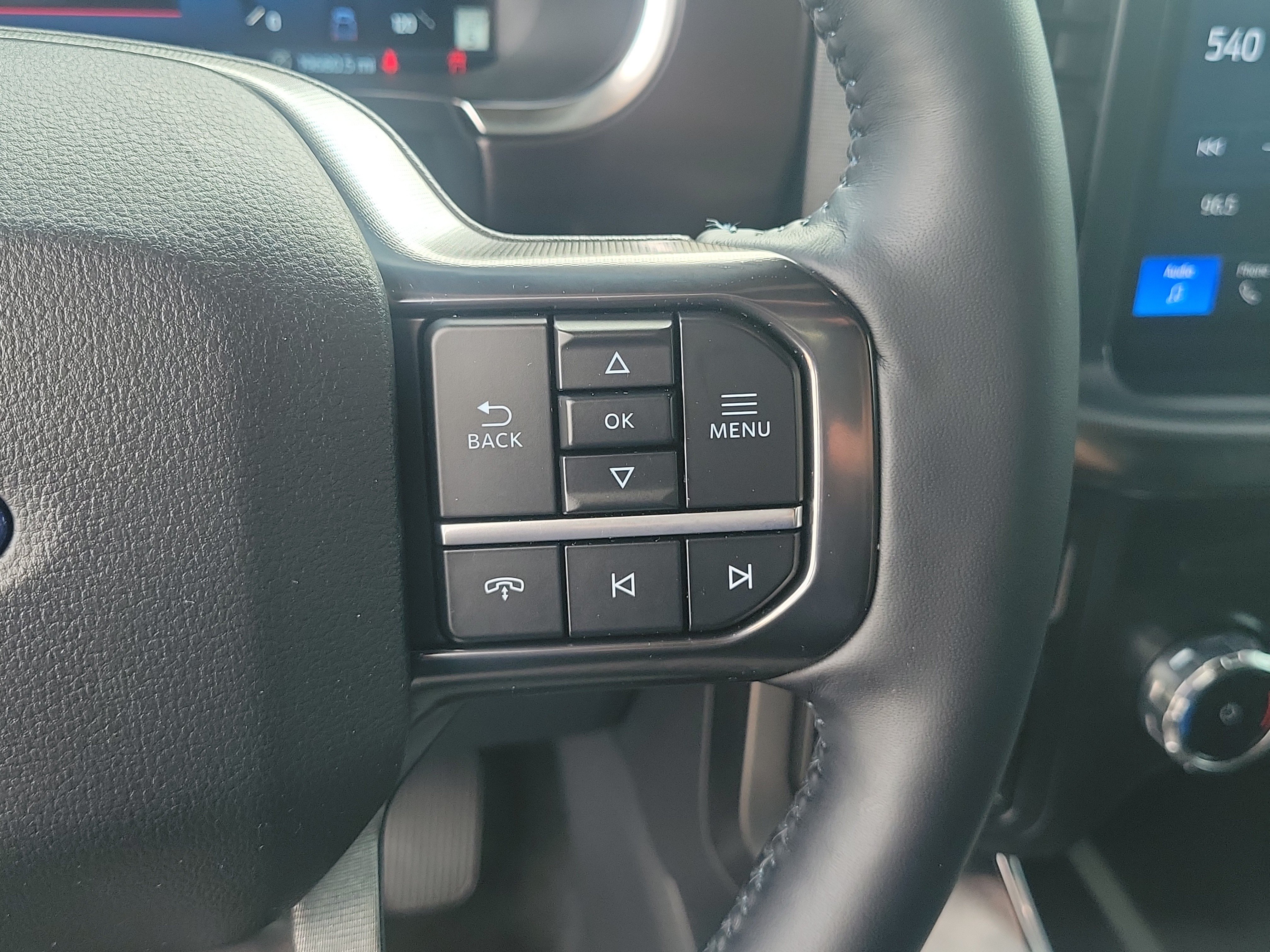 Used 2025 Ford F150 Platinum w/ FX4 Off-Road Package AWD/4WD image 23
