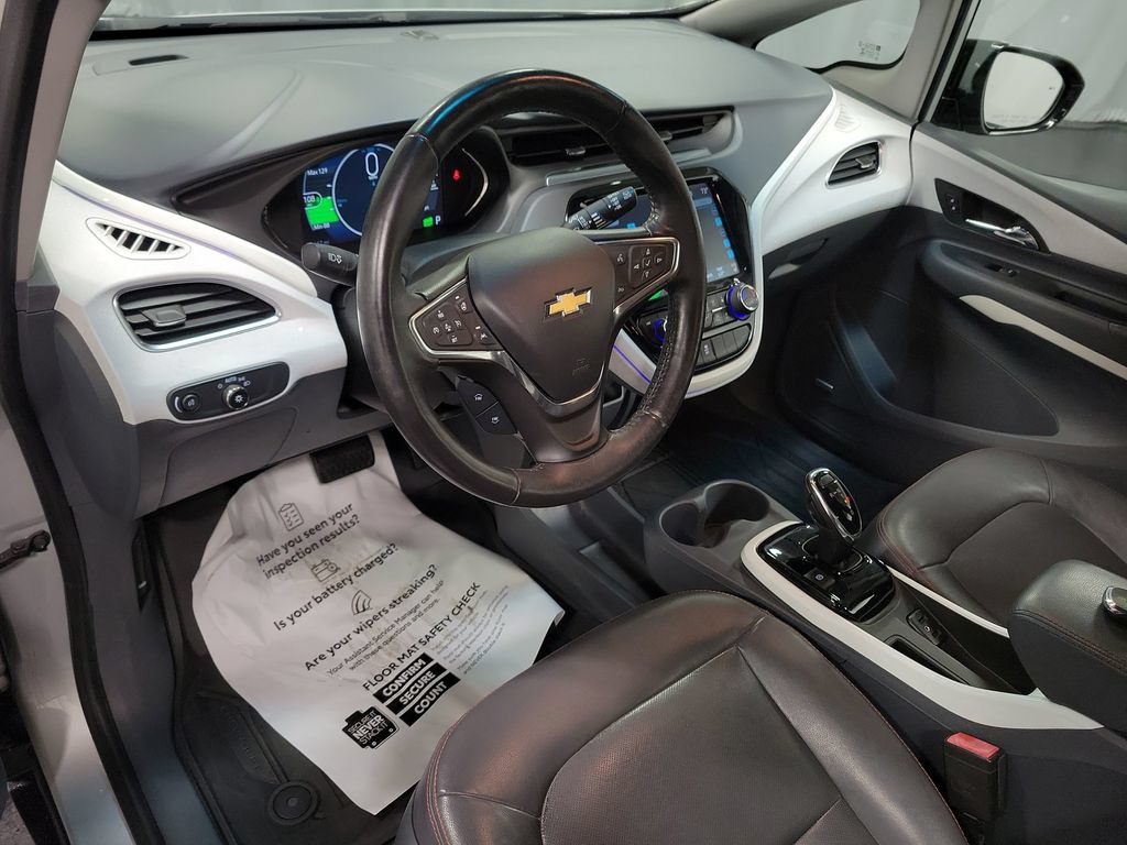 Used 2017 Chevrolet Bolt Premier w/ Driver Confidence II Package FWD image 17