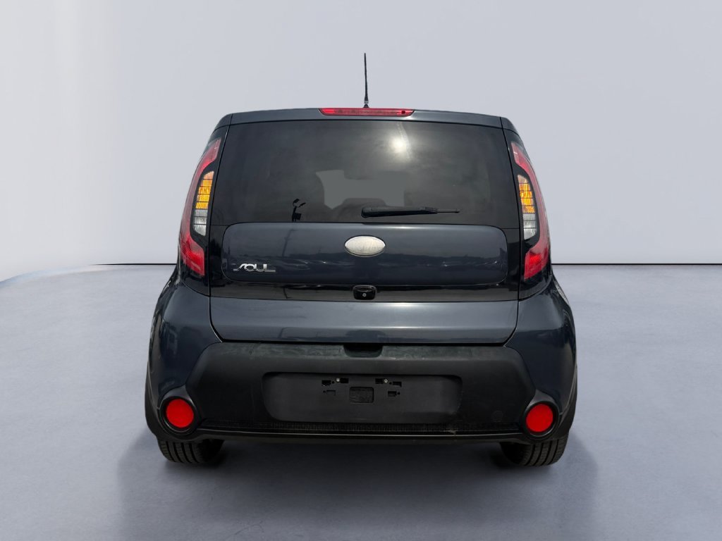 Used 2014 Kia Soul + w/ Audio Package FWD image 4