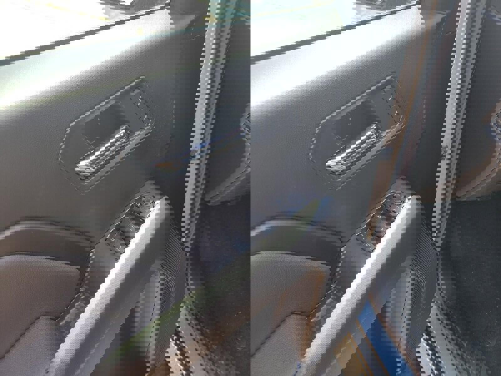 New 2026 GMC Canyon Elevation w/ Convenience Package image 13