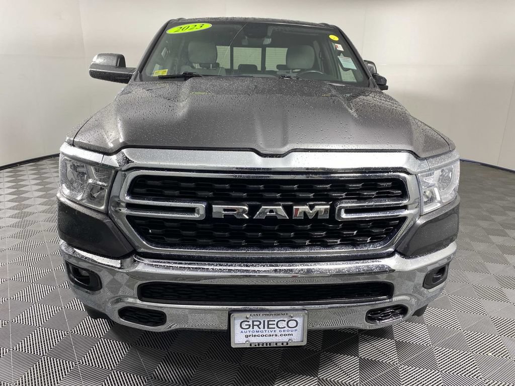 Used 2023 RAM 1500 4x4 Crew Cab image 3