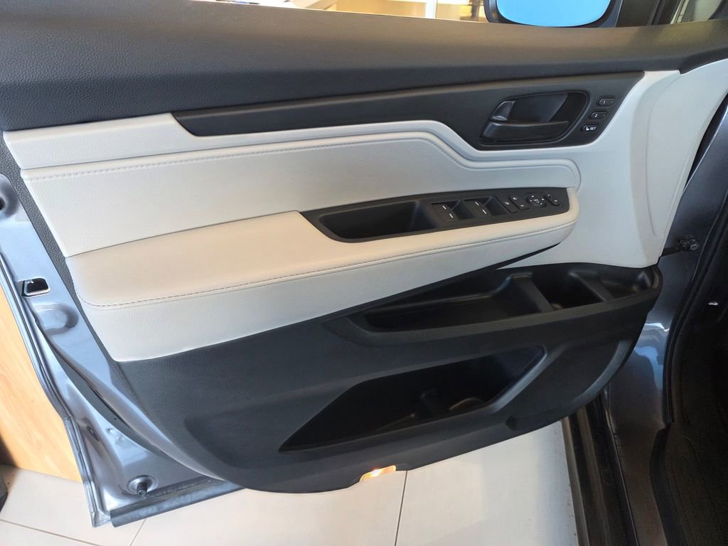 Certified 2025 Honda Odyssey EX-L image 16