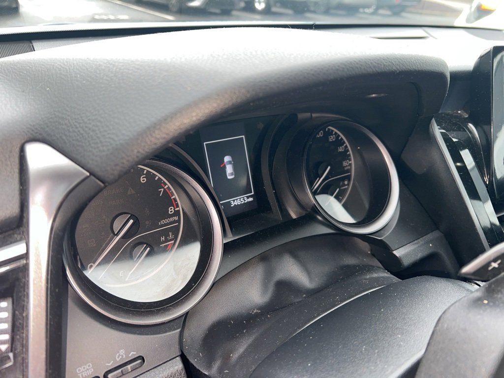 Used 2023 Toyota Camry SE image 10
