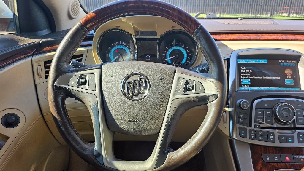 Used 2013 Buick LaCrosse Premium w/ Entertainment Package FWD image 31