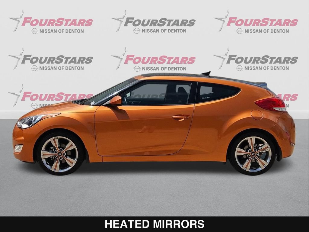 Used 2017 Hyundai Veloster Value Edition FWD image 8