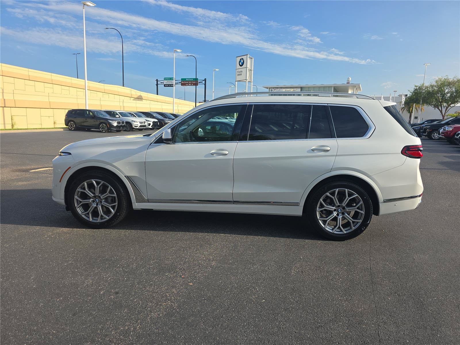 Certified 2024 BMW X7 xDrive40i AWD/4WD image 5