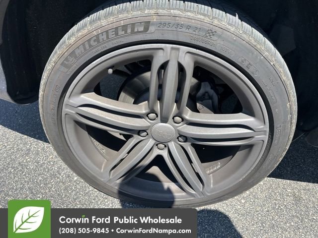 Used 2015 Audi Q7 3.0T S line Prestige w/ 21" S Line Plus Package AWD/4WD image 10