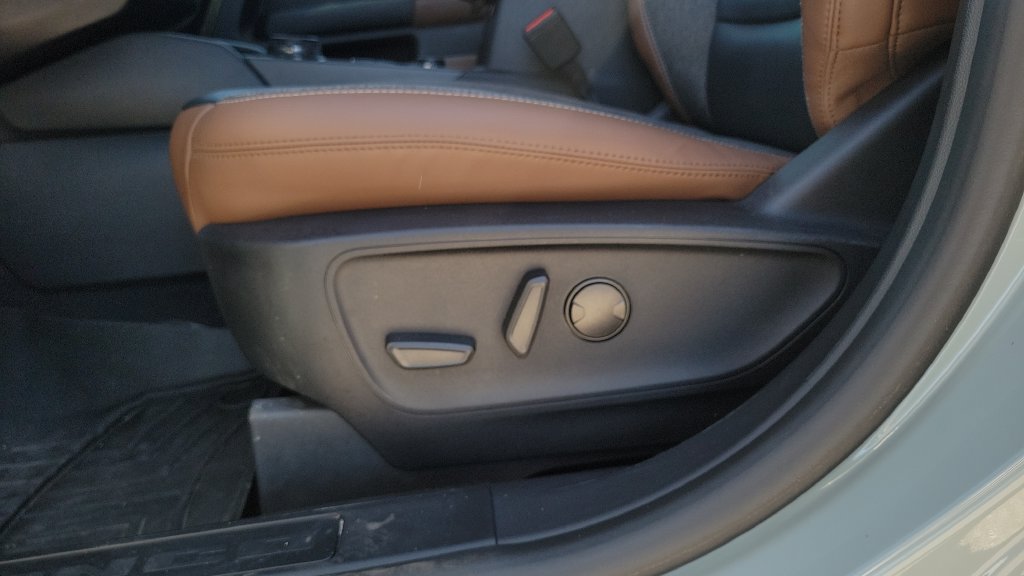Used 2023 Ford Bronco Sport Outer Banks AWD/4WD image 16
