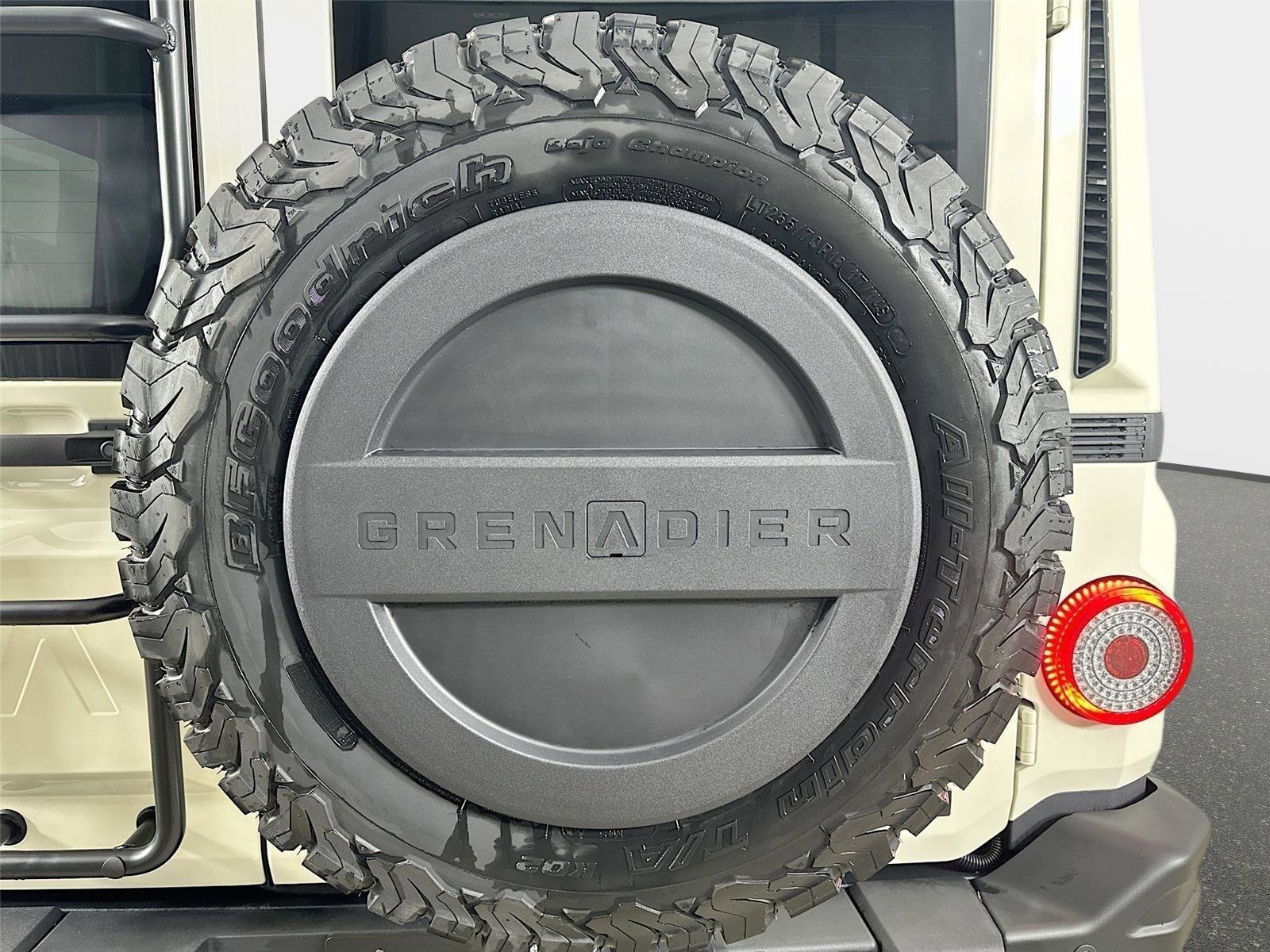 New 2025 INEOS Grenadier Fieldmaster Edition image 41