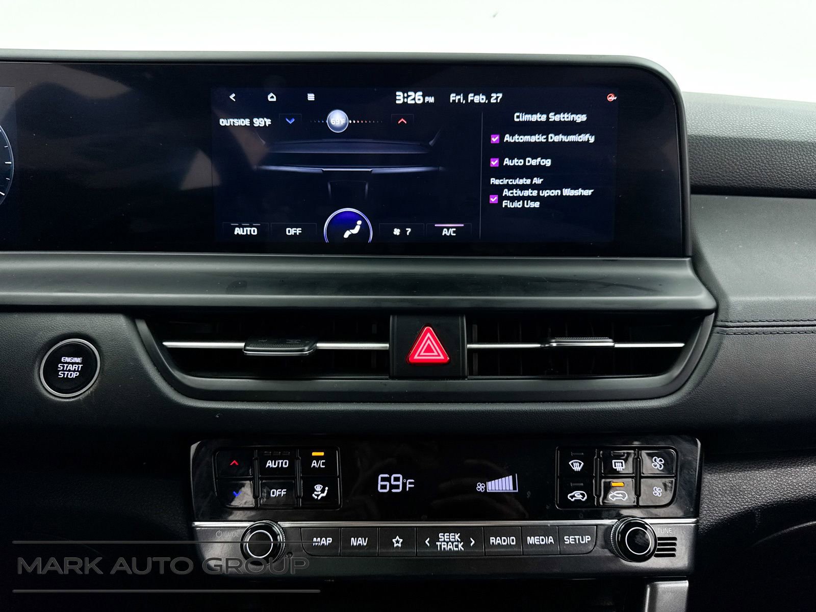 Certified 2024 Kia Seltos EX image 22