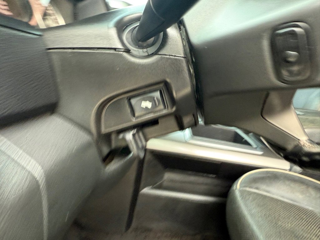 Used 2014 RAM 2500 Limited image 21