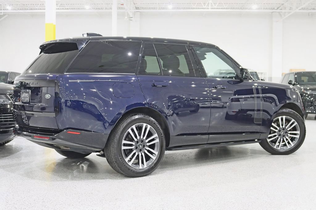 Used 2023 Land Rover Range Rover SE image 9