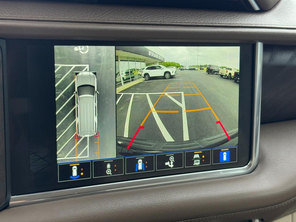 Used 2022 GMC Yukon Denali AWD/4WD image 26