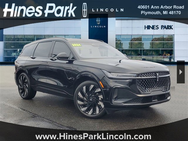 Certified 2024 Lincoln Nautilus Reserve w/ Jet Appearance Package (87T) image 1