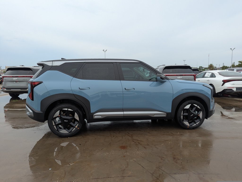 New 2027 Kia Seltos S FWD image 9