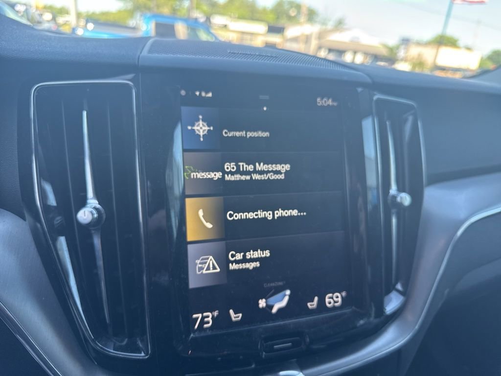 Used 2019 Volvo XC60 T5 Momentum w/ Multimedia Package AWD/4WD image 13