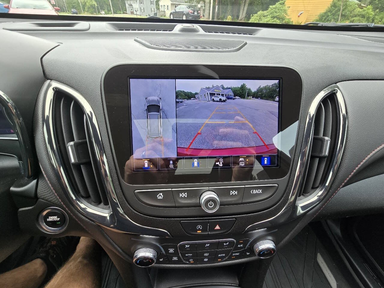 Used 2023 Chevrolet Equinox RS w/ RS Leather Package AWD/4WD image 27