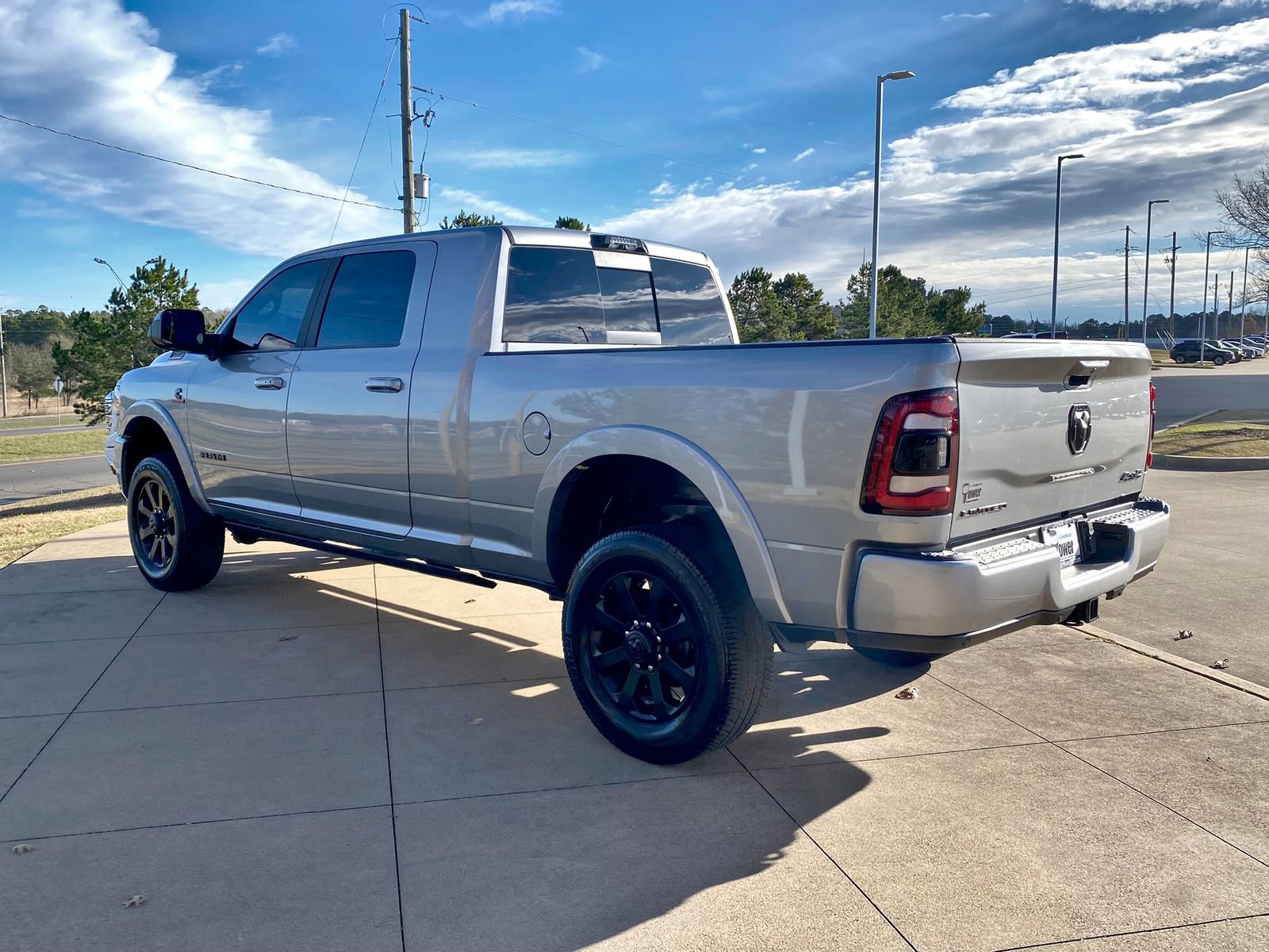 Used 2022 RAM 2500 Limited w/ Night Edition image 4