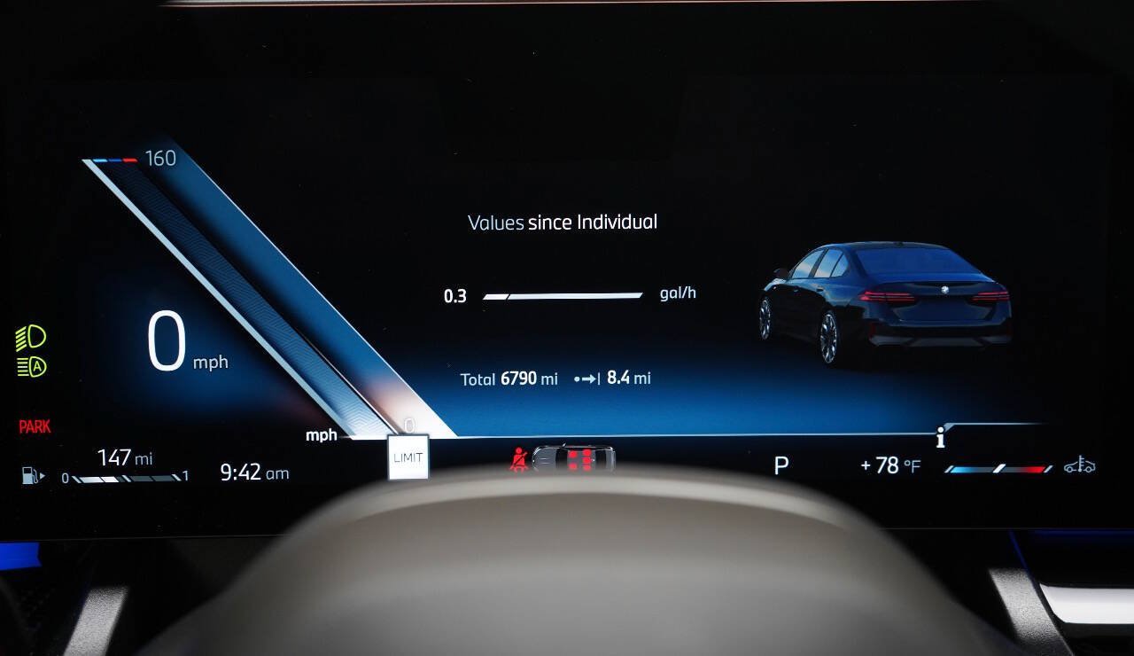Used 2026 BMW 540i xDrive AWD/4WD image 96