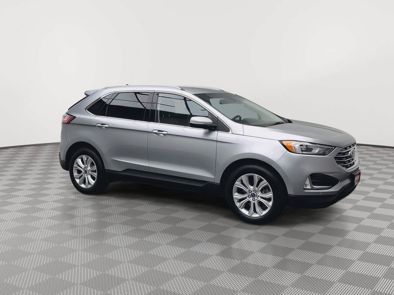 Used 2020 Ford Edge Titanium w/ Cargo Accessory Package AWD/4WD image 42