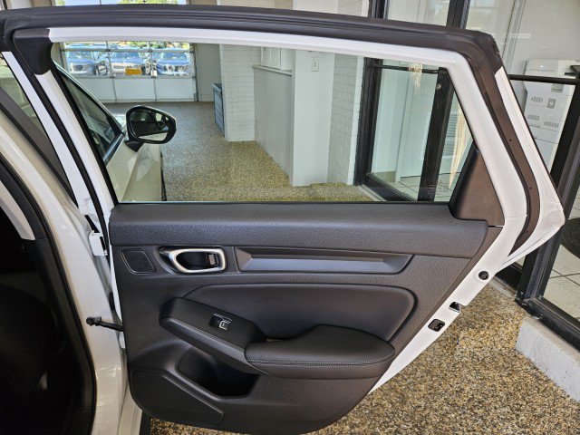 Used 2024 Honda Civic EX-L image 16