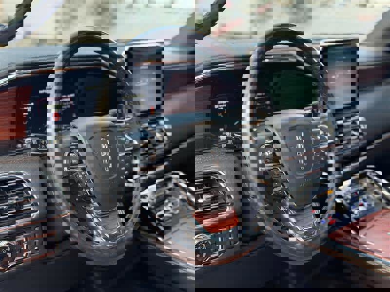 Used 2021 Lincoln Navigator Reserve w/ Luxury Package image 6