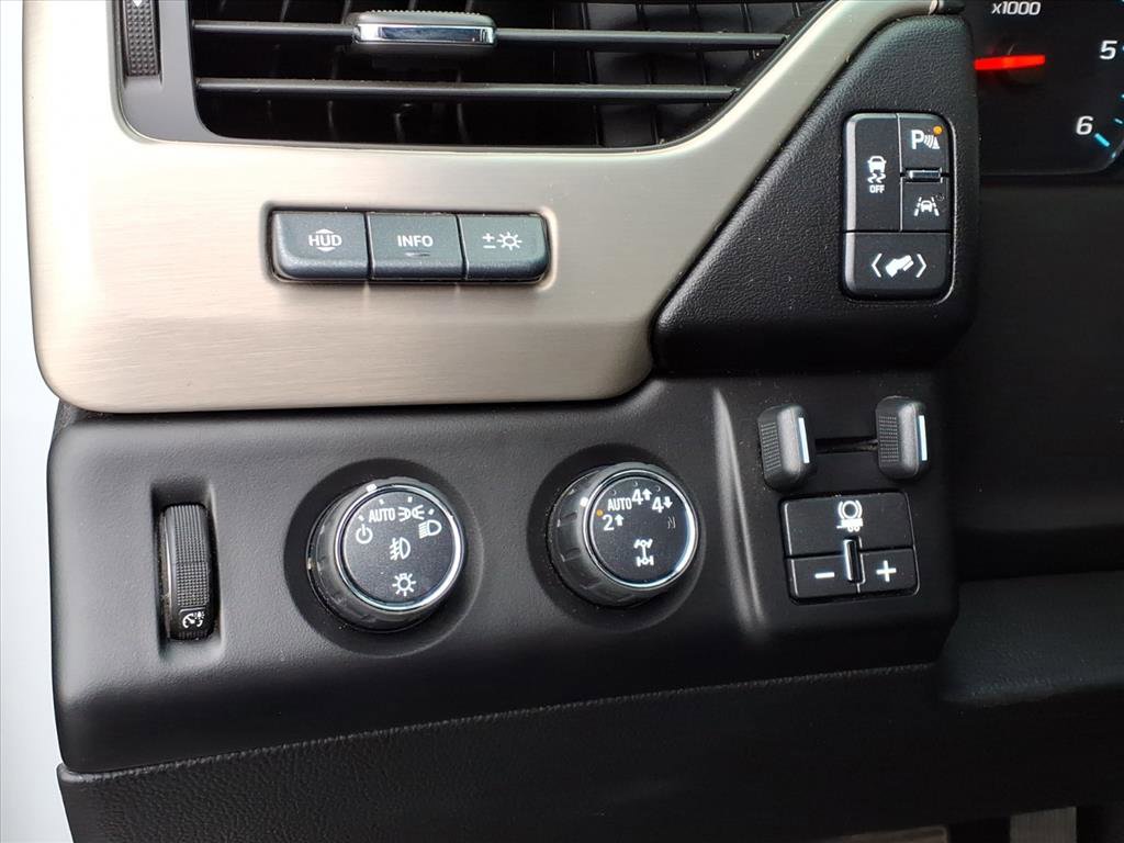 Used 2019 GMC Yukon XL Denali image 8