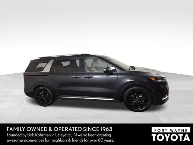 Used 2024 Kia Carnival SX Prestige image 5