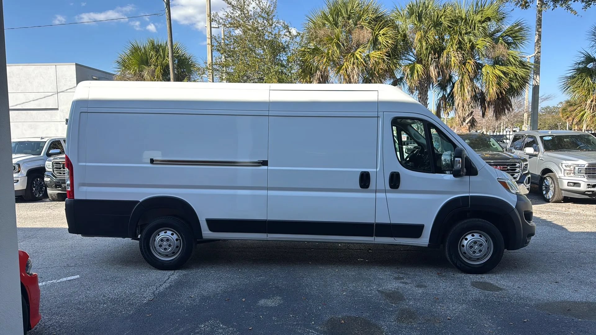 Used 2023 RAM ProMaster 3500 w/ Driver Convenience Group FWD image 8
