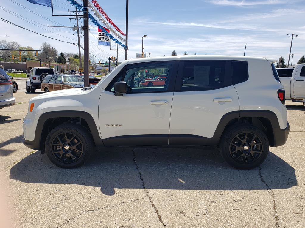 Certified 2023 Jeep Renegade Latitude AWD/4WD image 7