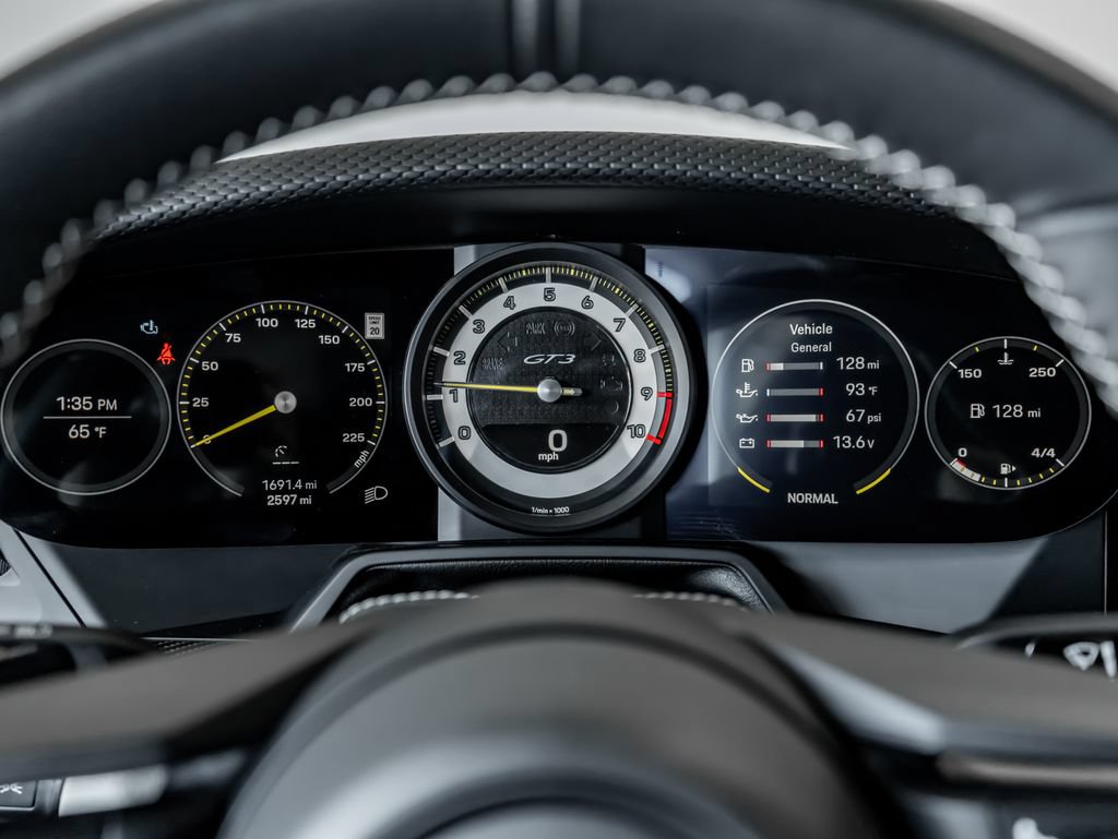 Certified 2024 Porsche 911 GT3 RWD image 17