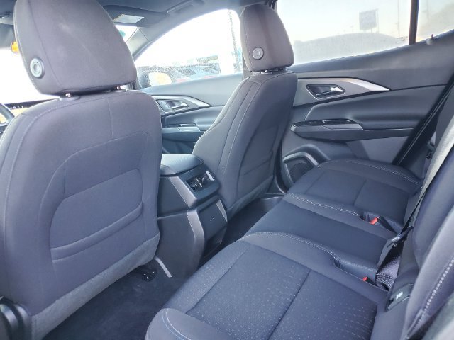 Certified 2025 Chevrolet Equinox EV LT FWD image 13
