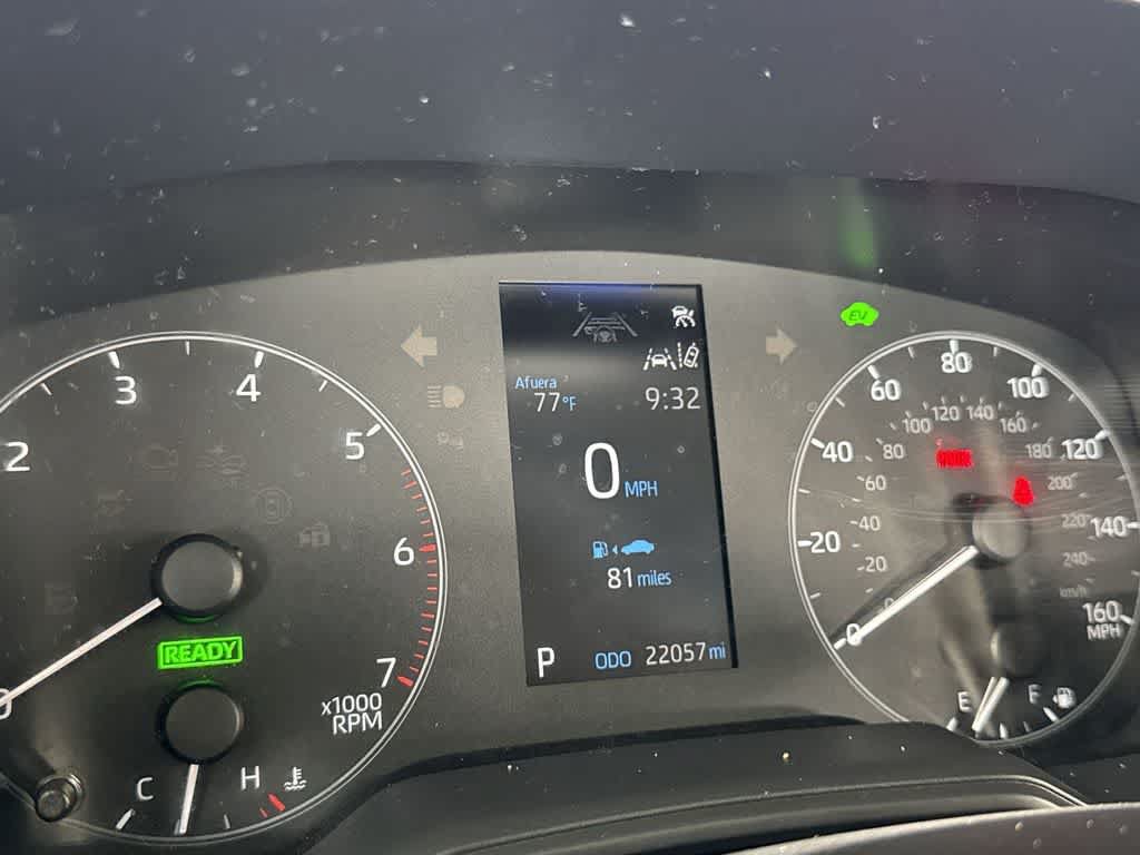 Used 2025 Toyota Corolla LE w/ Convenience Package FWD image 16