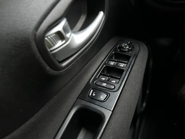 Used 2021 Jeep Renegade Sport image 37