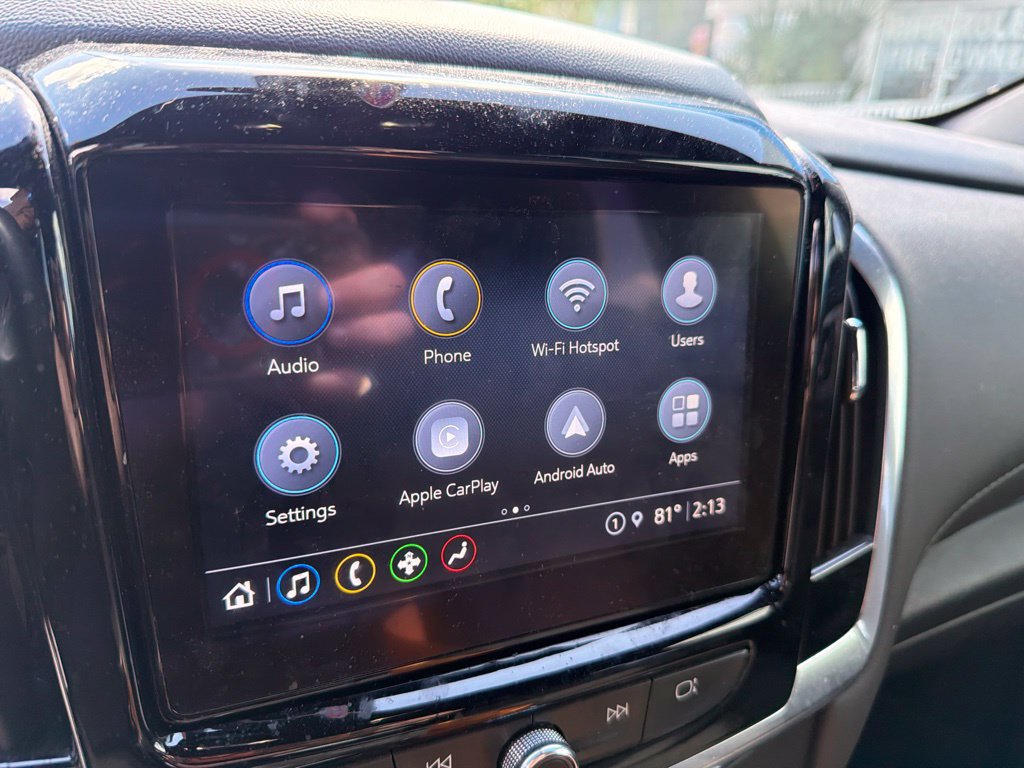 Used 2023 Chevrolet Traverse LT FWD image 20