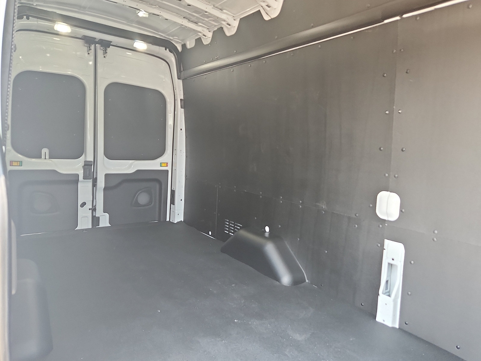 New 2026 Ford Transit 350 148 High Roof Extended w/ Load Area Protection Package RWD image 17