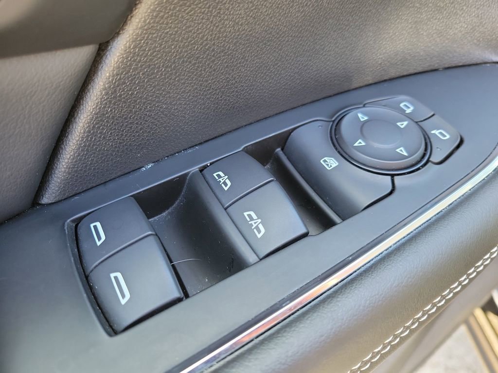 Certified 2023 Buick Envision Essence FWD image 16