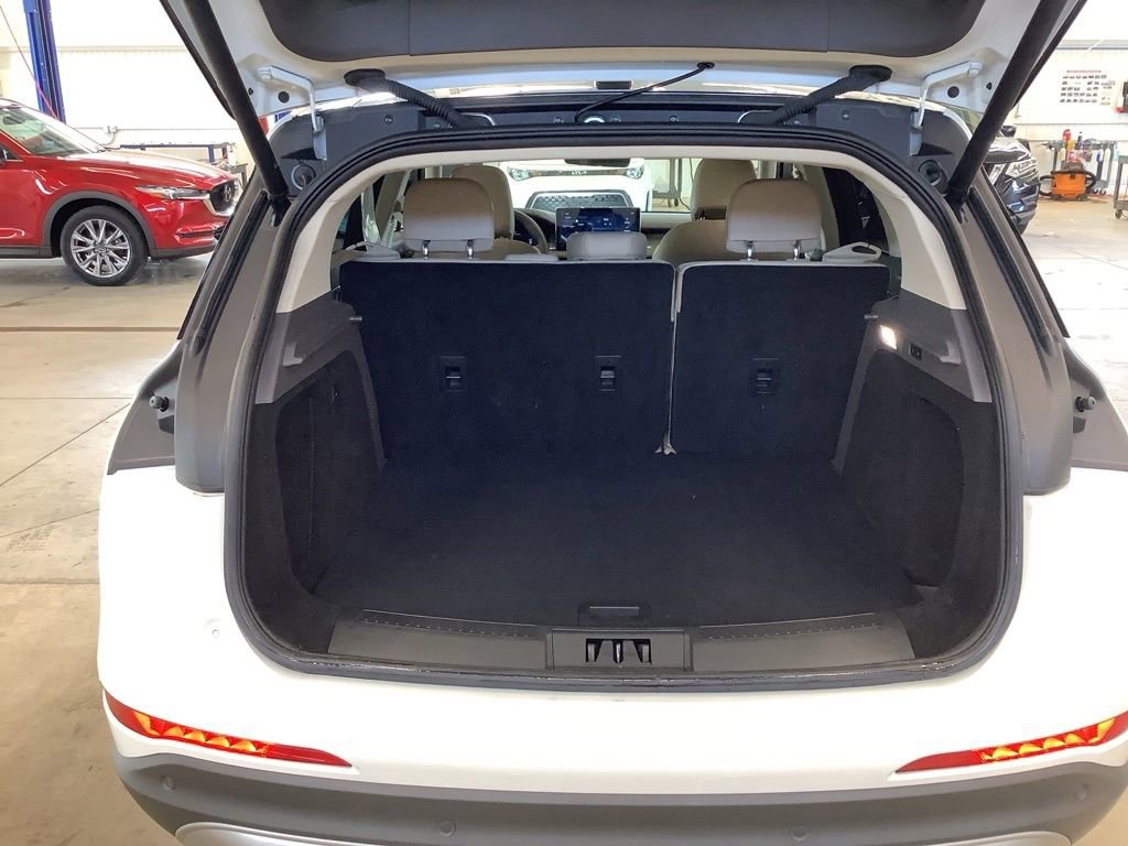 Used 2023 Lincoln Corsair AWD w/ Equipment Group 101A image 15
