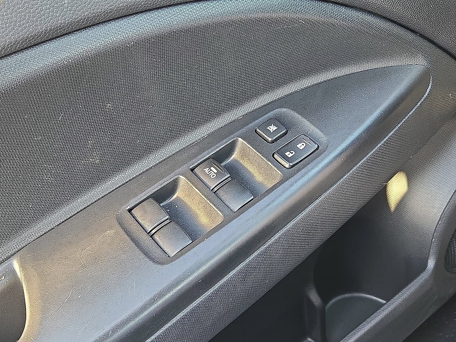 Used 2024 Mitsubishi Mirage ES FWD image 20